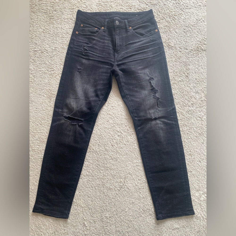 American Eagle black athletic fit jeans 30x30, like new!